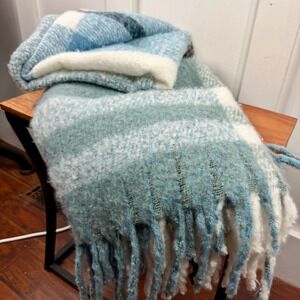 Magaschoni Home Faux Mohair Plaid Throw Blanket Grey White 50x60